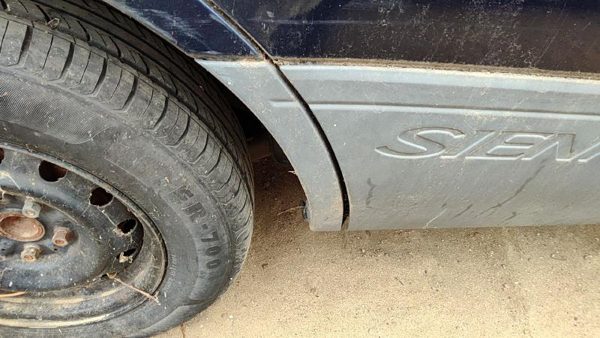 98-03 Toyota Sienna Passenger Right Rear Moulding On Quarter Panel Oem Blue 8Q0 — photo 1