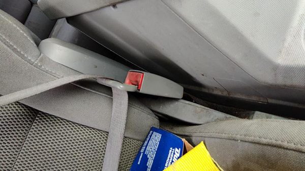2008-2013 Dodge Avenger Passenger Right Front Seat Belt Buckle Receiver Gray Db — photo 4
