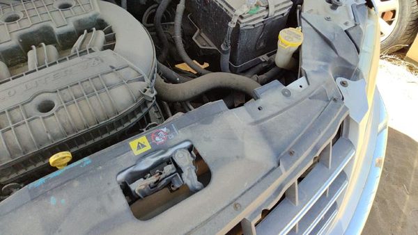 04-08 Pacifica Top Plastic Cover Above Radiator Support Sight Shield Oem — photo 4