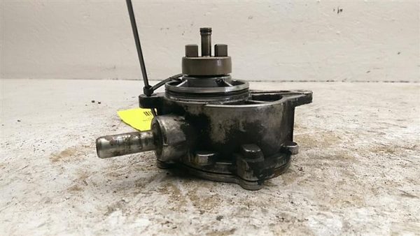 2006 Free Shipping + Vacuum Pump Fits 02-06 Sprinter 2500 6462300165 — photo 1