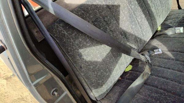 89 Chevy S10 Pickup Passenger Right Front Seat Belt Retractor Shoulder Dark Gray — photo 4