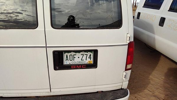 1993 GMC Safari Back Door RH White — photo 2