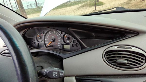 00-04 Focus Station Wagon Trim Bezel Around Speedometer Oem Dash Surround Panel — photo 2