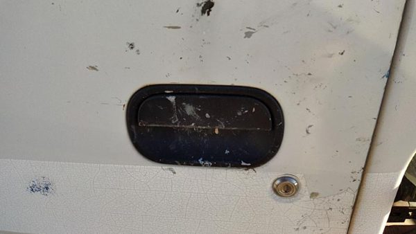 95-07 Isuzu Npr Driver Left Front Outside Door Handle Oem — photo 2