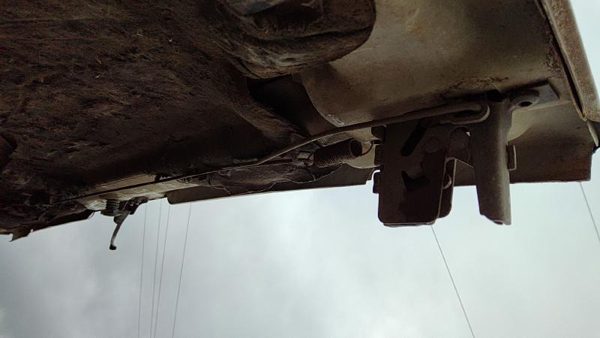 1987-1996 Jeep Cherokee Hood Latch Assembly With Bracket Oem — photo 4
