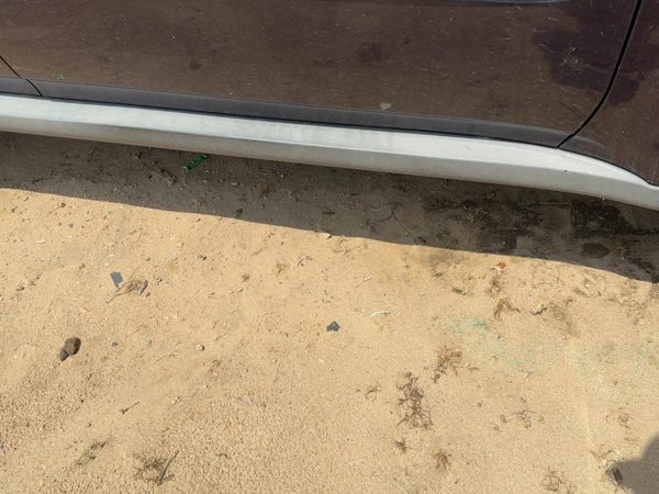06-09 Chevy Equinox Passenger Right Lower Rocker Panel Moulding Side Skirt Oem — photo 7