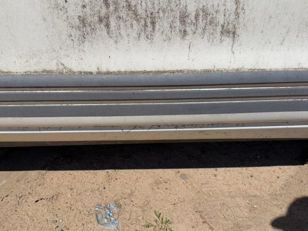 1992-1995 Olds Eighty Eight Driver Left Front Moulding From Door Oem White — photo 4
