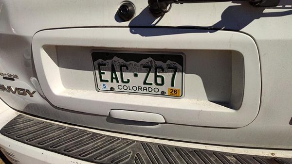 02-09 Gmc Envoy License Plate Trim Surround Panel Tail Trunk Finish White 50U — photo 4