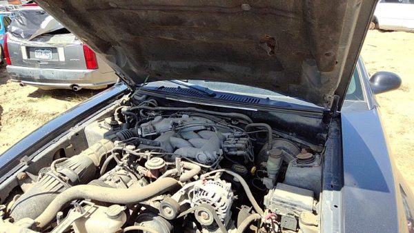 2003 Ford Mustang Pair Of Hood Hinges Right Left Set Assembly Oem Shadow Gray Cx — photo 2