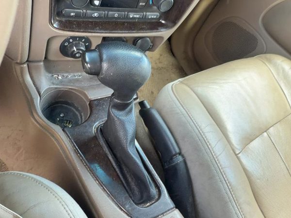 2004-2007 Rainier Floor Shifter Lever Shift Unit Automatic Transmission Tan 332 — photo 2