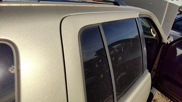 2003 Ford Explorer Rear Door RH B2 Harvest Gold — photo 2