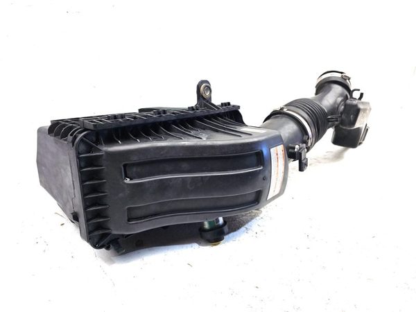 11-16 F250 Complete Air Intake Cleaner Filter Box Housing With Tube 6.7L — photo 9