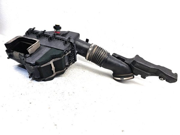11-16 F250 Complete Air Intake Cleaner Filter Box Housing With Tube 6.7L — photo 15
