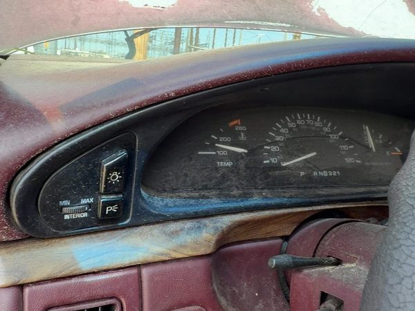 94-95 Eighty Eight Trim Bezel Around Speedometer Oem Dash Surround Panel Red — photo 7