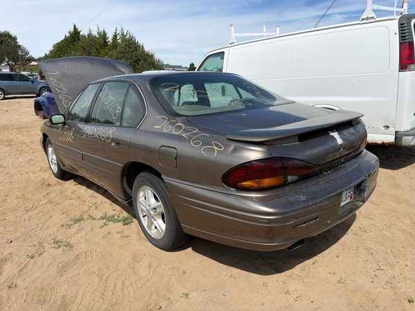 1999 Pontiac Bonneville — vehicle photo 6