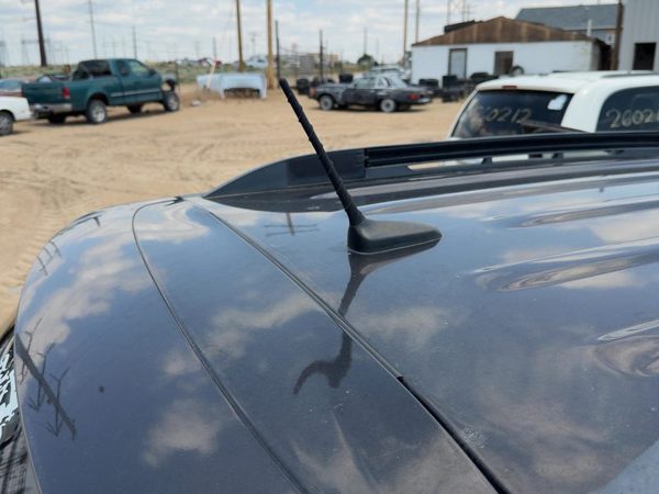 2013-2017 Chevy Equinox Radio Antenna Mast Oem 22868913 — photo 2