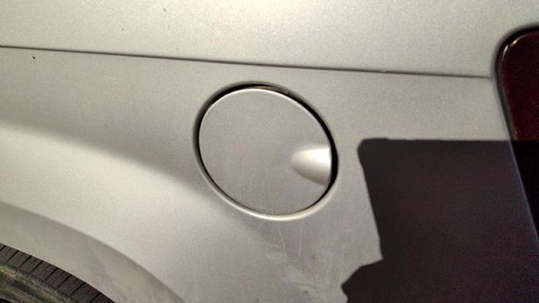 05-10 Grand Cherokee Fuel Tank Door With Hinge Gas Lid Oem Filler Silver Ps2 — photo 3