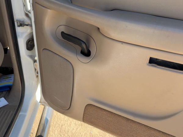 04-07 Silverado 2500 Passenger Right Rear Door Trim Panel With Switches Tan 52D — photo 4