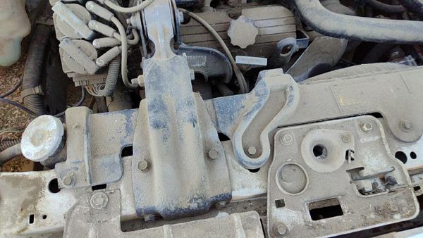 1982-96 Buick Century Top Plastic Cover Above Radiator Support Oem Upper Shield — photo 2