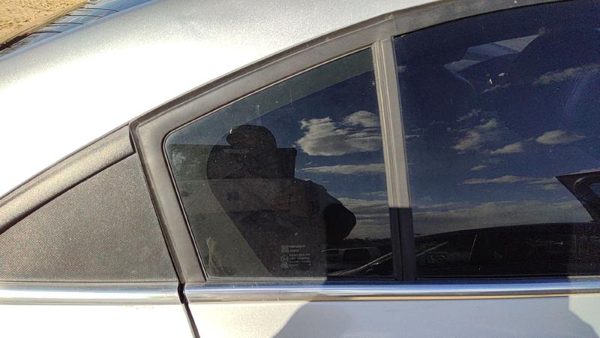 13-14 Cruze Passenger Right Rear Vent Window Back Door Glass With Frame Oem — photo 3