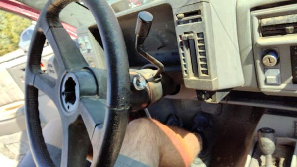 1993 Chevrolet S10 Blazer Steering Column No Key — photo 3