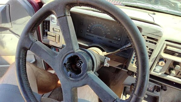 1993 Chevrolet S10 Blazer Steering Column No Key — photo 6