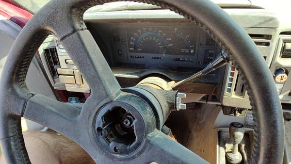 1993 Chevrolet S10 Blazer Steering Column No Key — photo 5