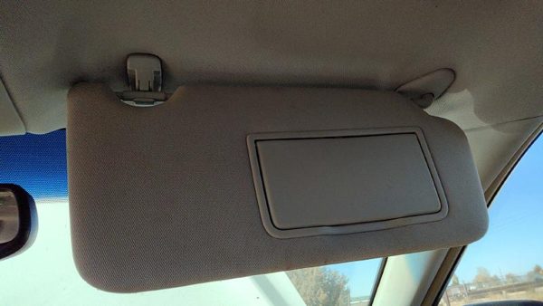 2010-2014 Subaru Legacy Outback Passenger Right Sun Visor Oem Wil Warm Ivory — photo 2