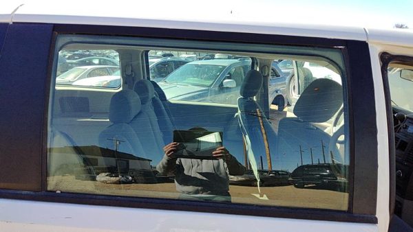 2008-2020 Dodge Grand Caravan Passenger Right Rear Side Window Door Glass Back — photo 2