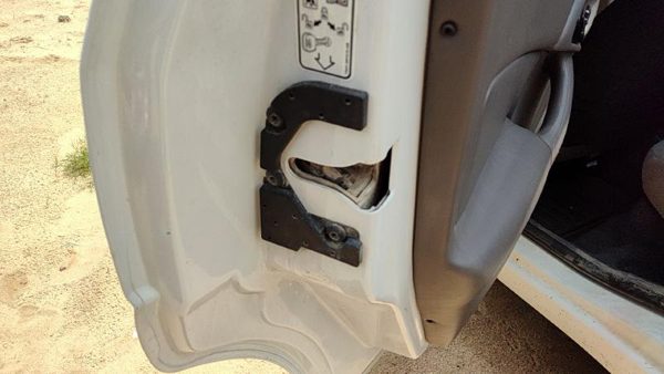 00-07 Focus Station Wagon Driver Left Rear Door Latch With Rods/Cables Oem Back — photo 5