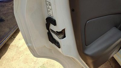 00-07 Focus Station Wagon Driver Left Rear Door Latch With Rods/Cables Oem Back