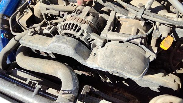 2002 Subaru Legacy Engine Cover Top Drive Belt Shield Oem 2.5L — photo 4