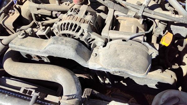 2002 Subaru Legacy Engine Cover Top Drive Belt Shield Oem 2.5L — photo 3