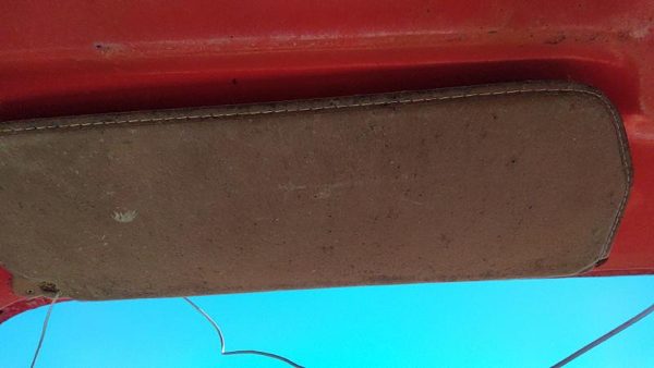 1973-1974 Chevy Silverado K10 Driver Left Sun Visor Oem — photo 1