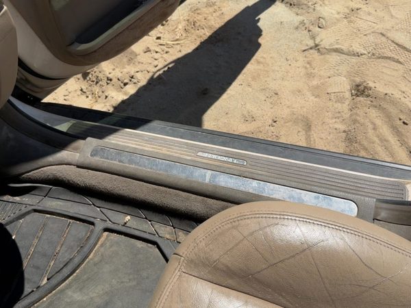 2001 Lincoln Ls Passenger Right Lower Sill Step Moulding Trim Panel Oem Tan 4H — photo 3