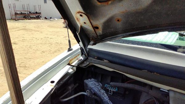 03-24 Chevy Express Van Passenger Right Hood Hinge Assembly Oem White 50U — photo 4