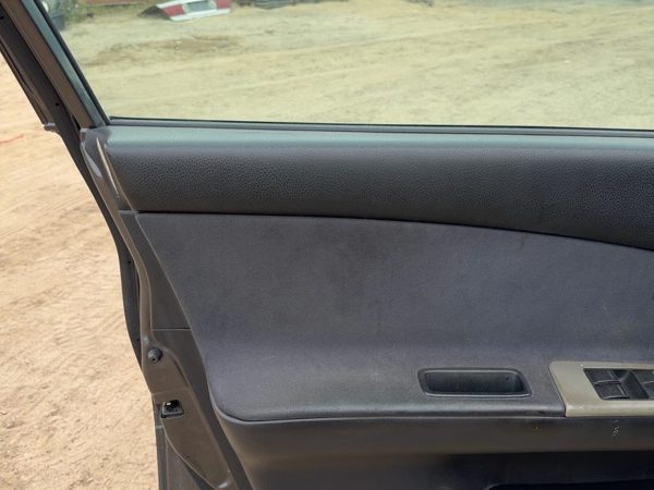 05-06 Altima Driver Left Front Door Trim Panel With Master Switch Charcoal G — photo 4