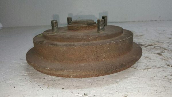 1995-2001 Chevy Geo Metro Wheel Hub Rear 30017618 — photo 4
