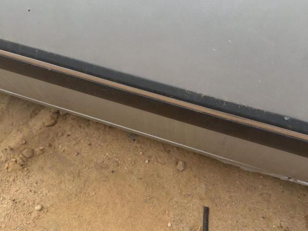 84-87 Pontiac Sunbird Passenger Right Front Moulding From Door Oem Trim Strip — photo 2