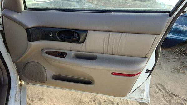 99-00 Buick Regal Passenger Right Front Door Trim Panel With Switches Taupe 523 — photo 1
