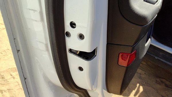 2012-2018 Ford Focus Driver Left Front Door Latch With Rods/Cables Oem — photo 3