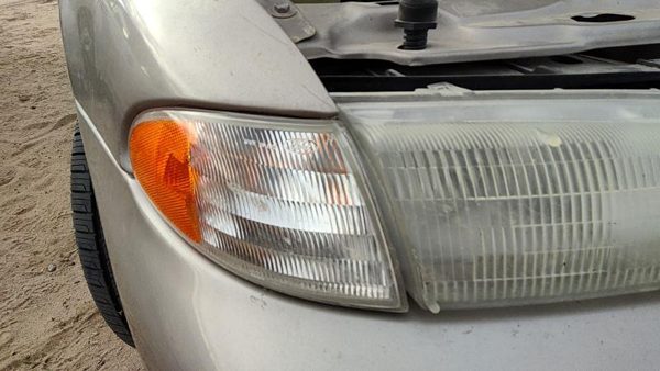 95-97 Ford Contour Passenger Right Front Turn Signal Light Lamp Fender Mounted — photo 2