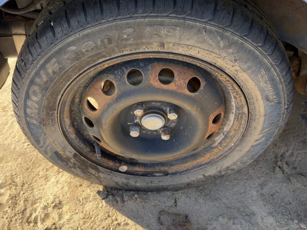 2004 Chevy Aveo 14" Steel Wheel Oem Factory Rim Py8 #2 14X5-1/2 96534957 — photo 3