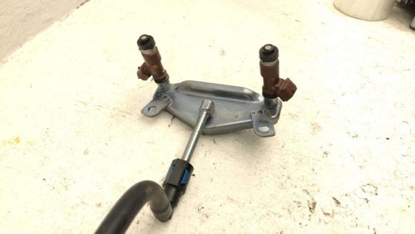 10-12 Legacy Outback Complete Fuel Rail With Injectors Set Loaded Oem 2.5L — photo 8