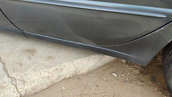 1999-2004 Chrysler 300M Driver Left Rear Lower Rocker Panel Moulding Side Skirt — photo 6