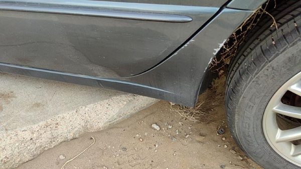 1999-2004 Chrysler 300M Driver Left Rear Lower Rocker Panel Moulding Side Skirt — photo 4