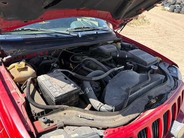 2000 Jeep Grand Cherokee Rear Axle Assy. 4x4 — photo 2