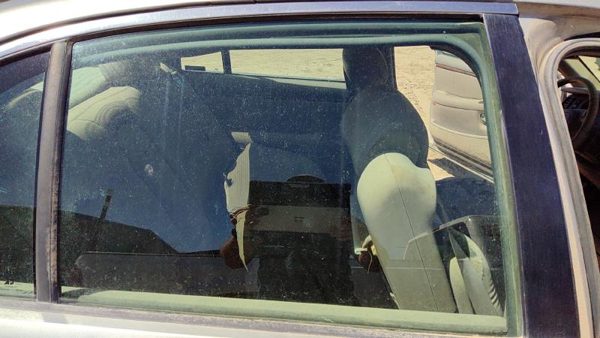 1997-2005 Park Ave Ultra Passenger Right Rear Side Window Door Glass Oem Back — photo 3