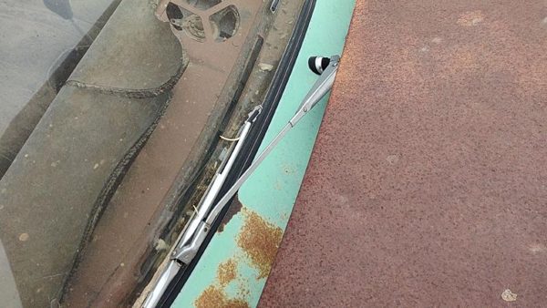 77-82 Ford Courier Passenger Right Windshield Wiper Arm Oem Blade Lever — photo 1