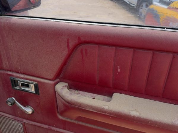 1991-1993 Dodge Dakota Passenger Right Front Door Trim Panel Manual Red — photo 10